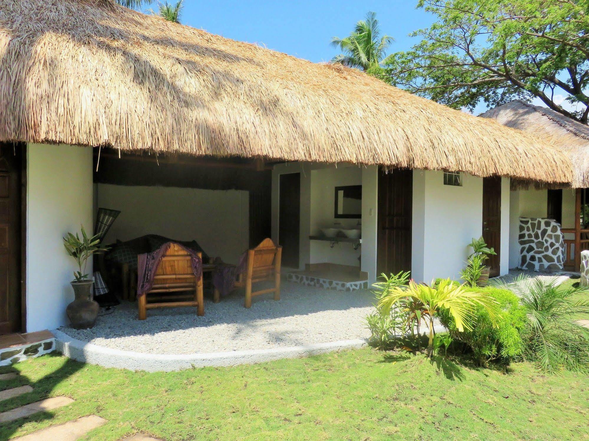 Kav's Beach Resort Zamboanguita  Exteriör bild