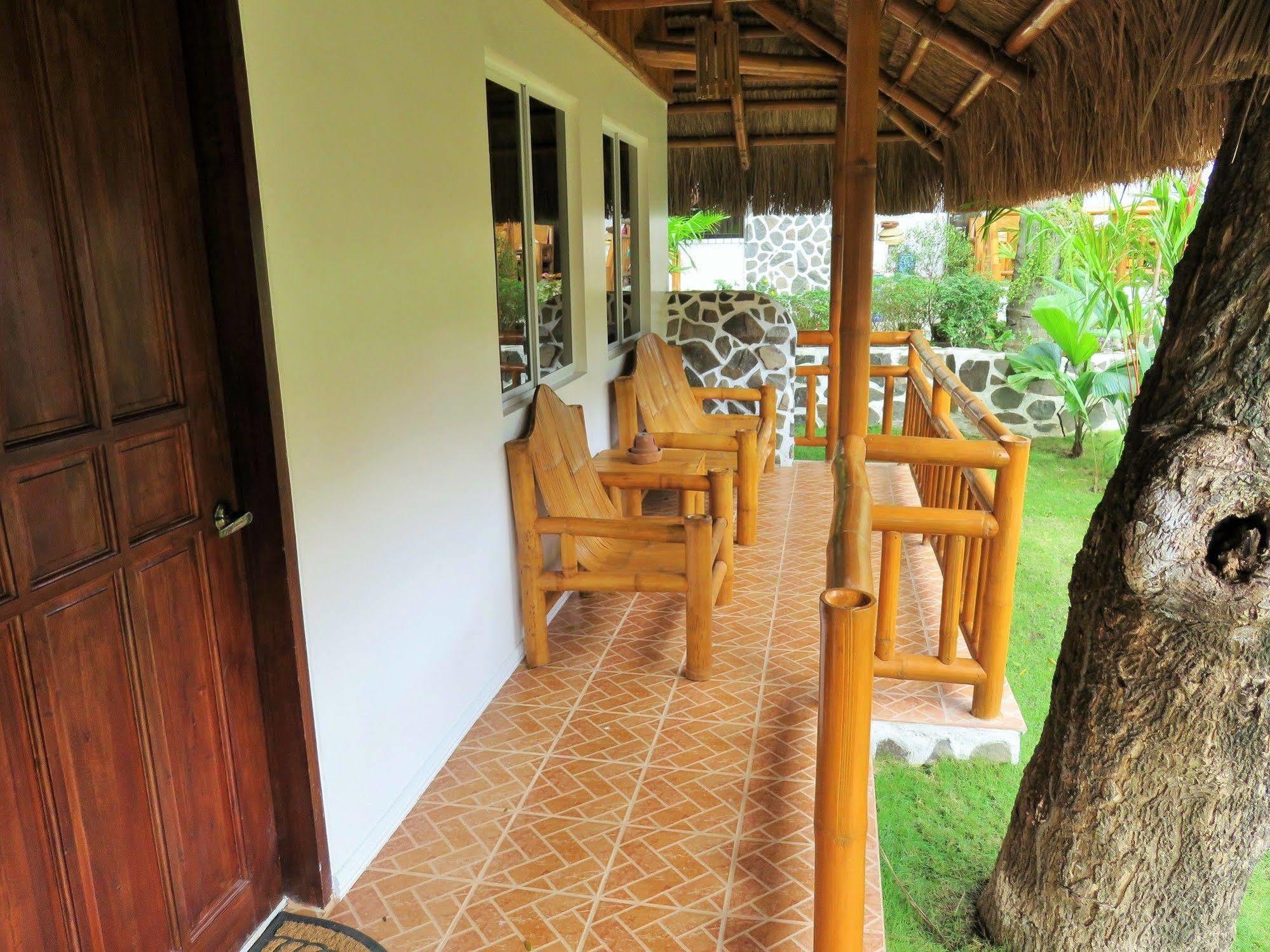 Kav's Beach Resort Zamboanguita  Exteriör bild